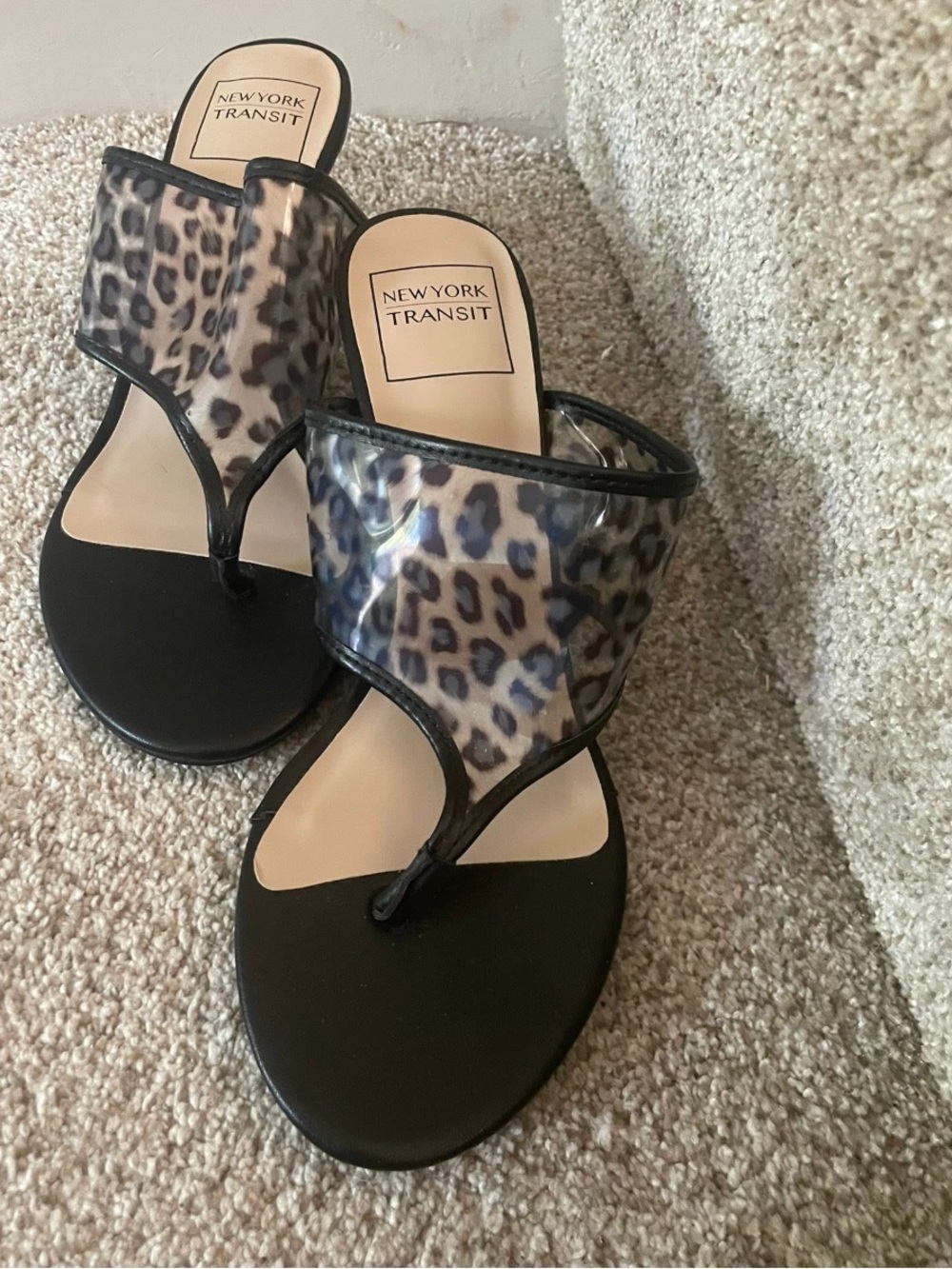 New York Transit Leopard-Print Thong Sandals in Black and Tan